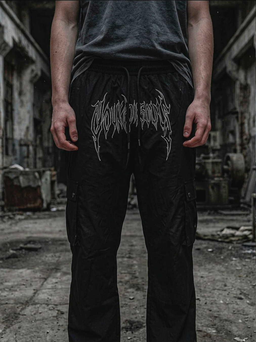 CARGO PANTS